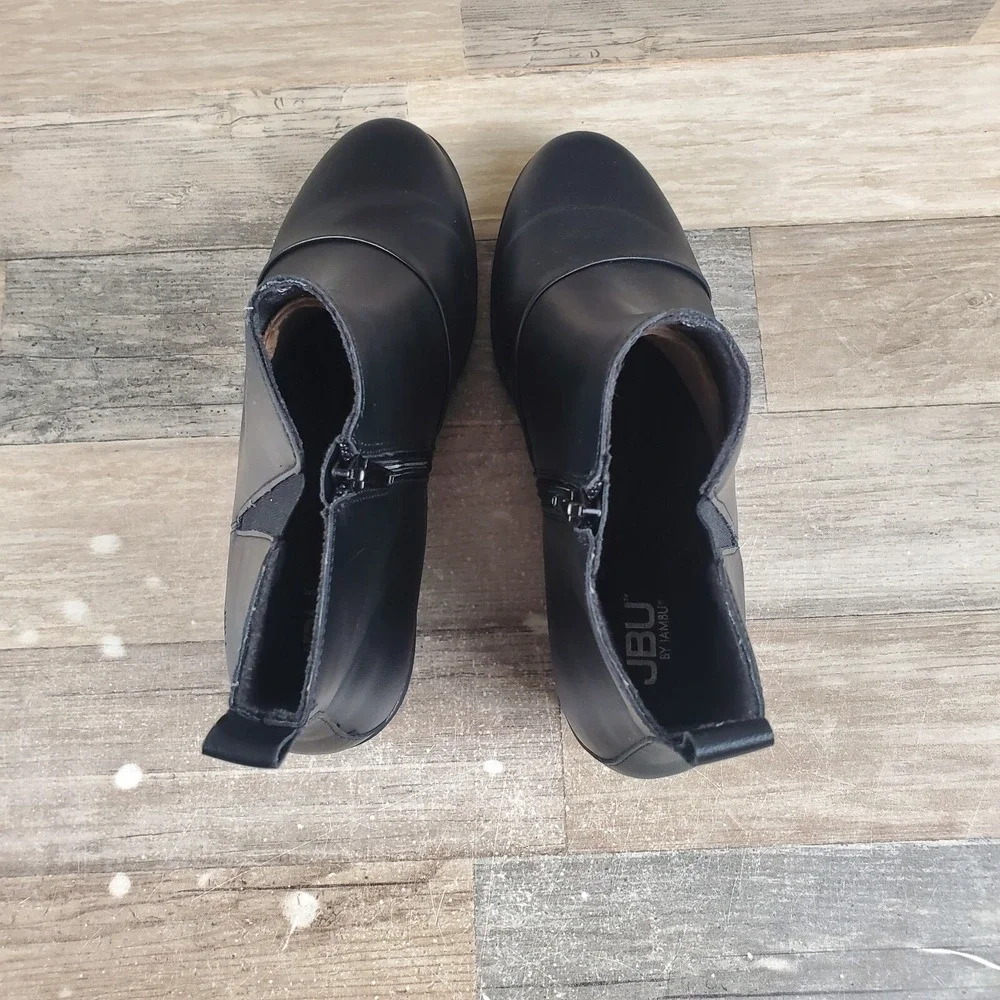 Jambu worn 1x